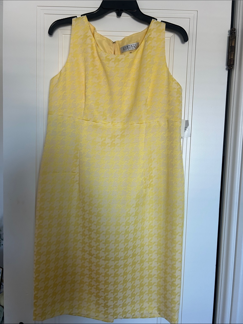 Kasper Light Yellow Houndstooth Sheath Dress